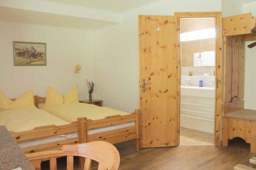 Hotel Waldhaus Bettmeralp Szoba fotó